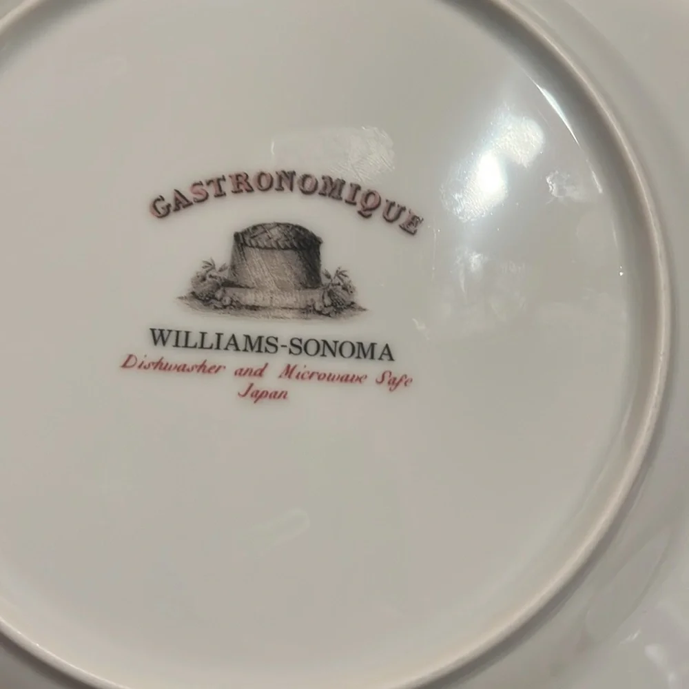 WILLIAMS SONOMA GASTRONOMIQUE Salad/appetizer plates (set of 4)